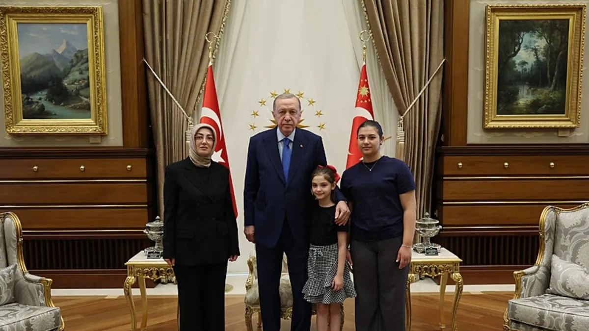 Başkan Erdoğan, Ayşe Ateş'i kabul etti